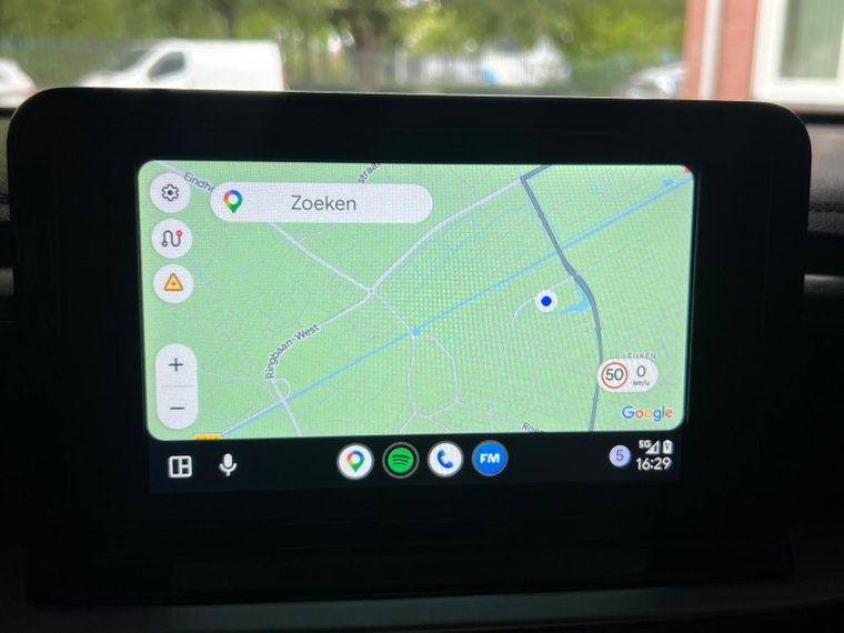 Vehicle Image 10