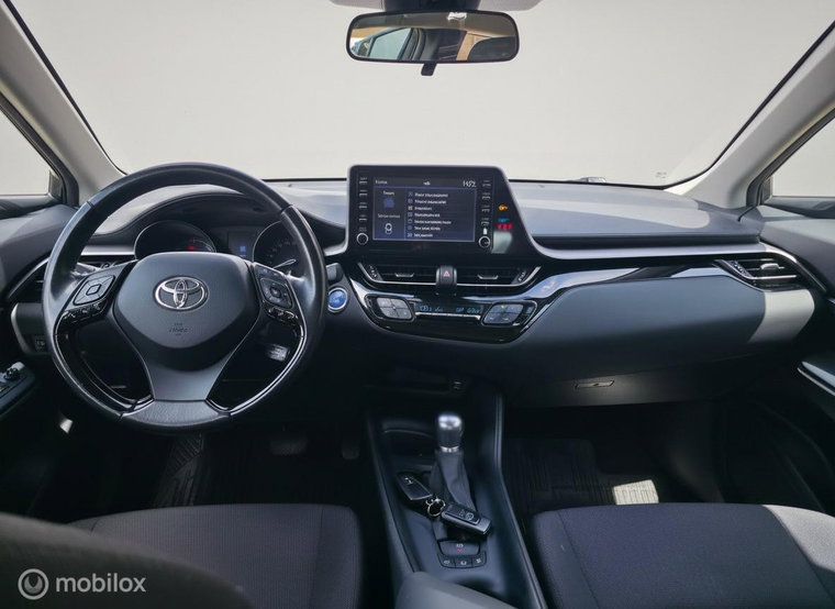 Vehicle Image 12