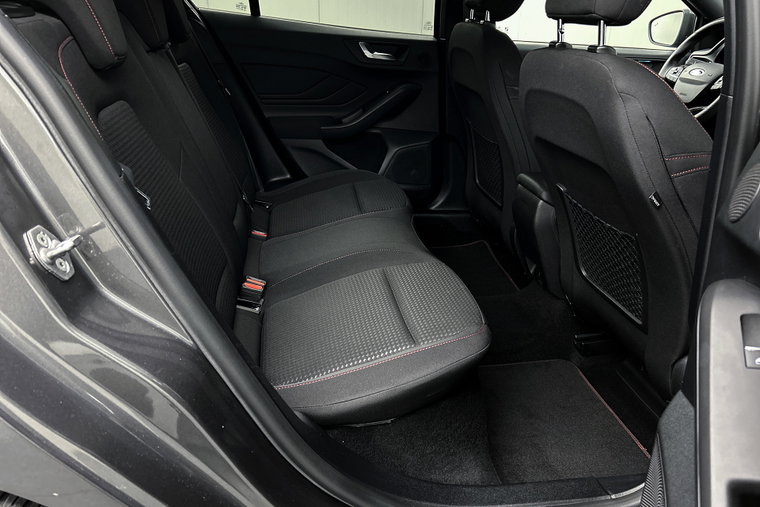 Vehicle Image 29