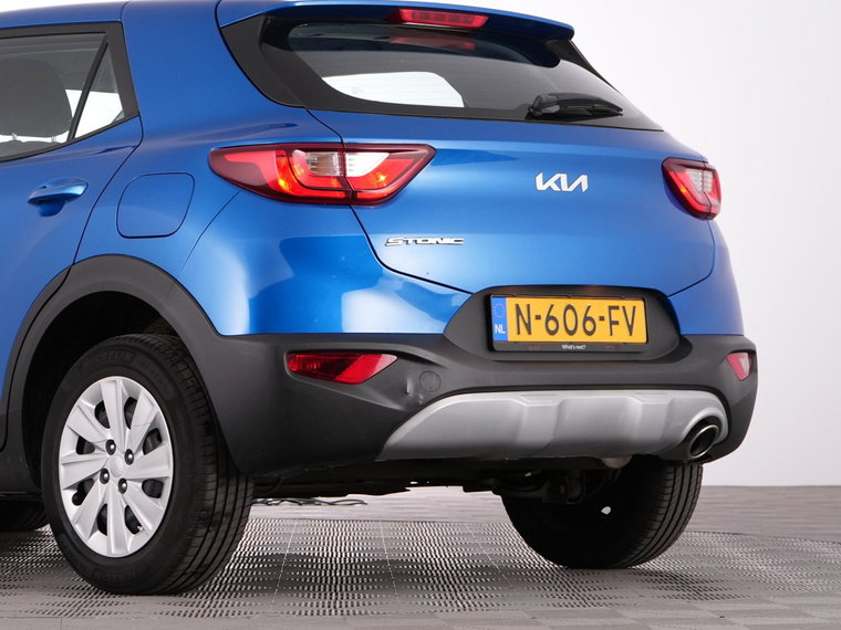 Vehicle Image 35