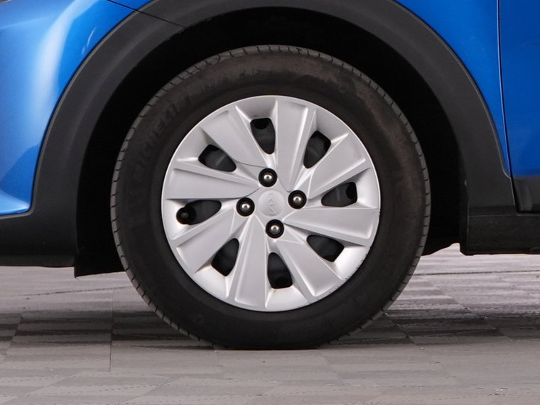 Vehicle Image 37
