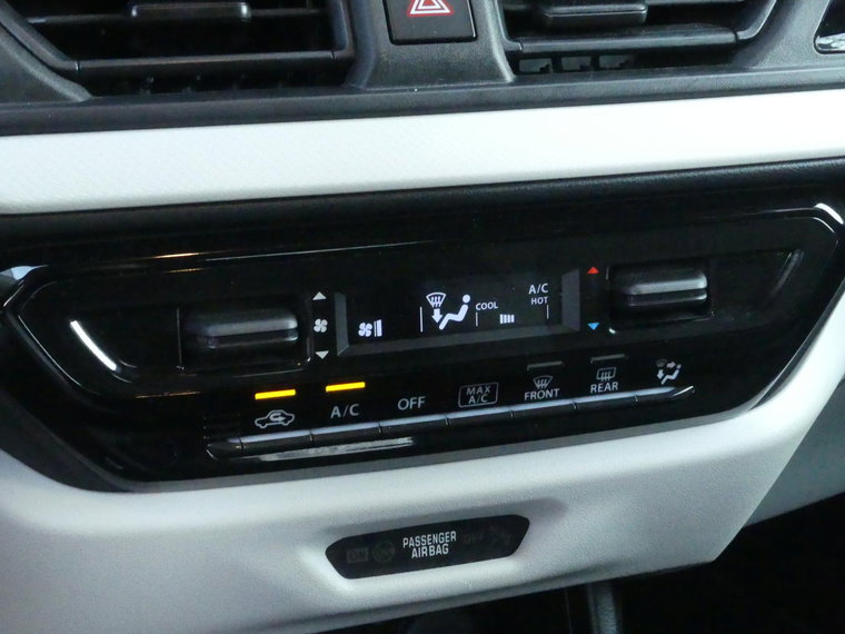 Vehicle Image 24