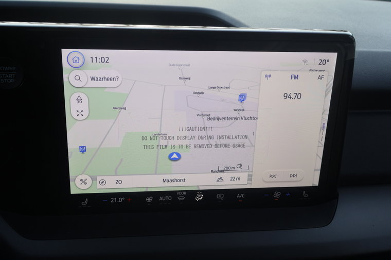 Vehicle Image 25