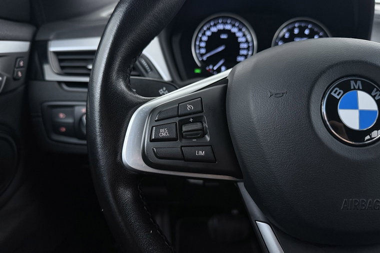 Vehicle Image 33