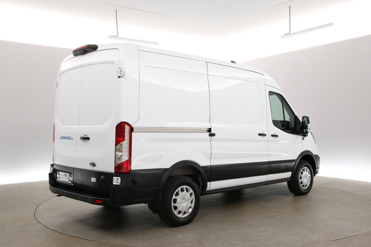 Vehicle Image 28