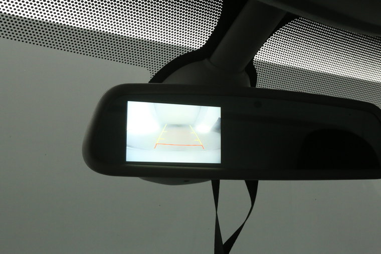 Vehicle Image 13