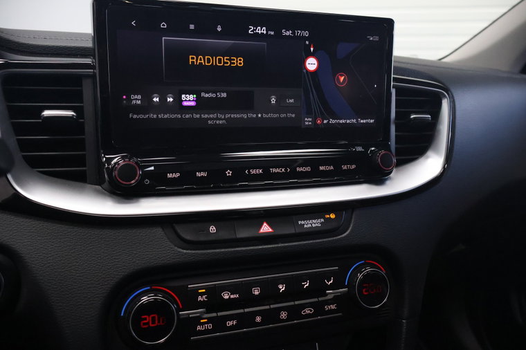 Vehicle Image 23