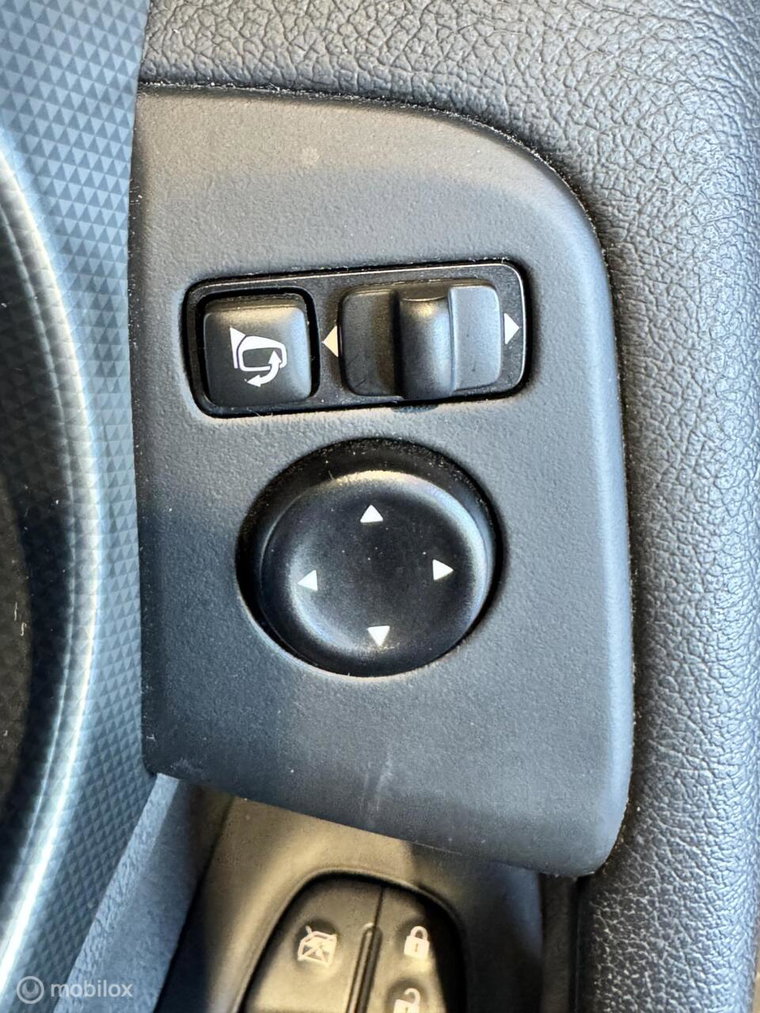 Vehicle Image 39