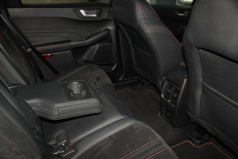Vehicle Image 36