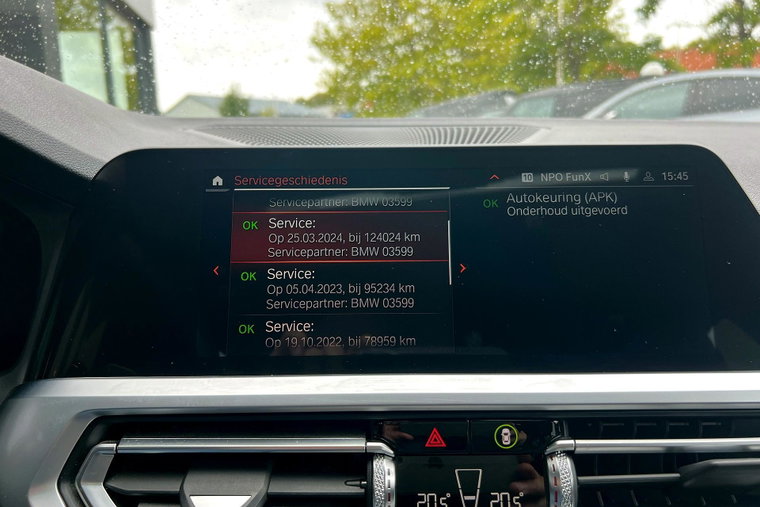 Vehicle Image 27