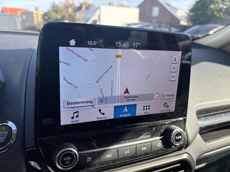 Vehicle Image 17