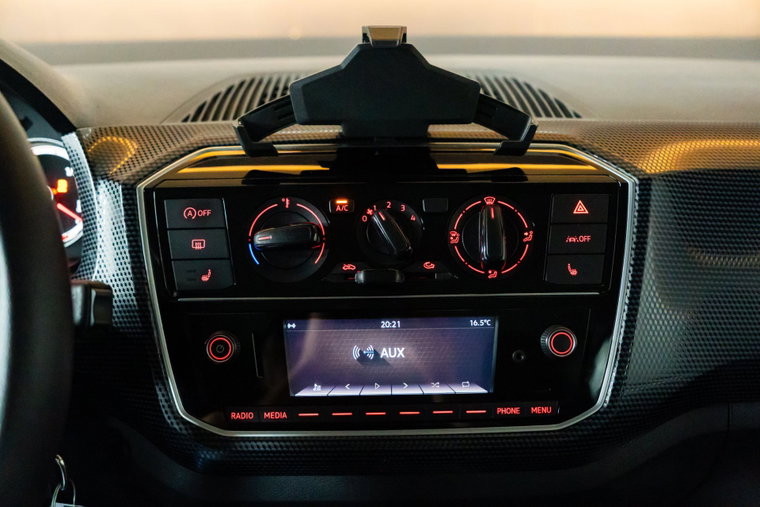Vehicle Image 20