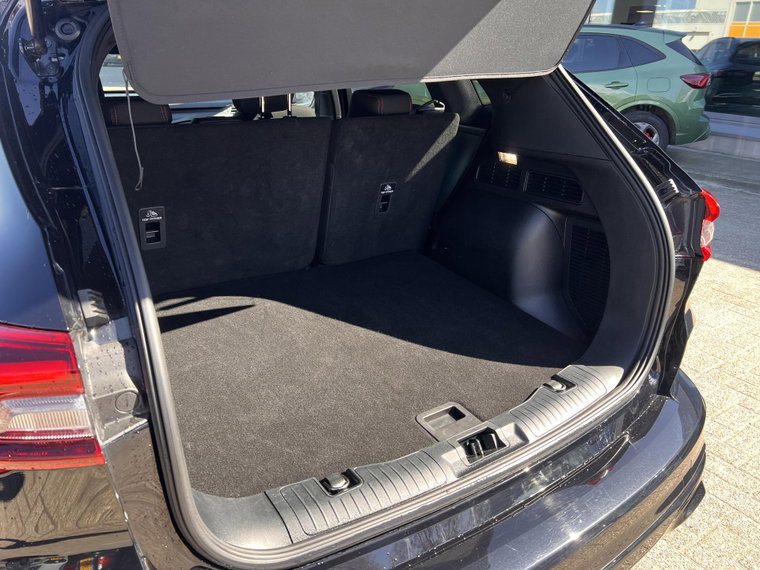 Vehicle Image 17