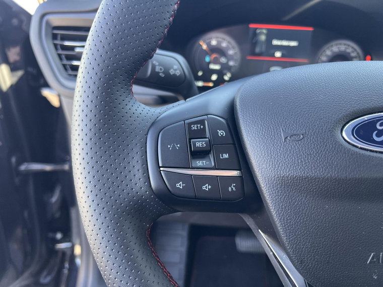 Vehicle Image 26