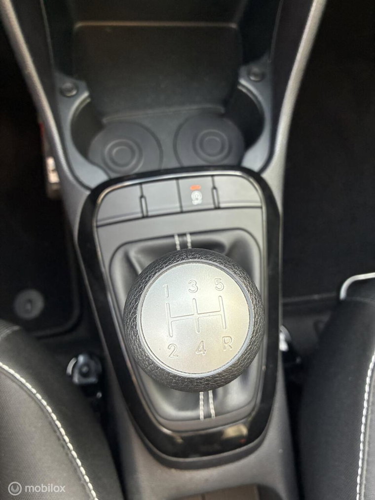 Vehicle Image 27