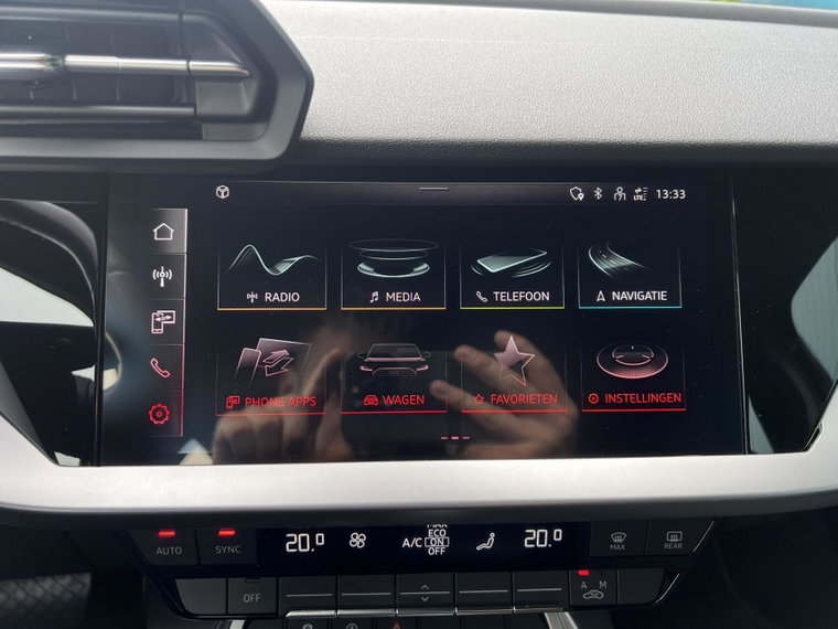 Vehicle Image 27