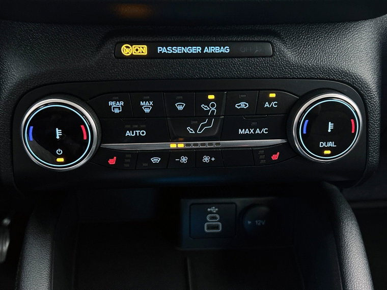 Vehicle Image 24