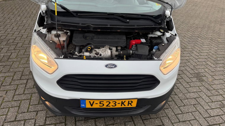 Vehicle Image 16