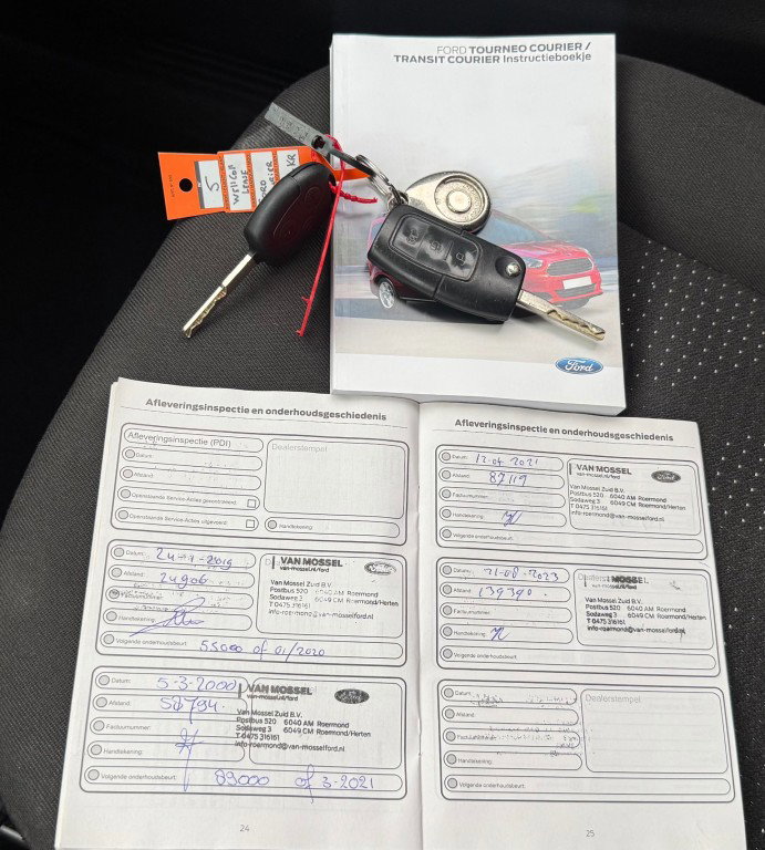 Vehicle Image 21