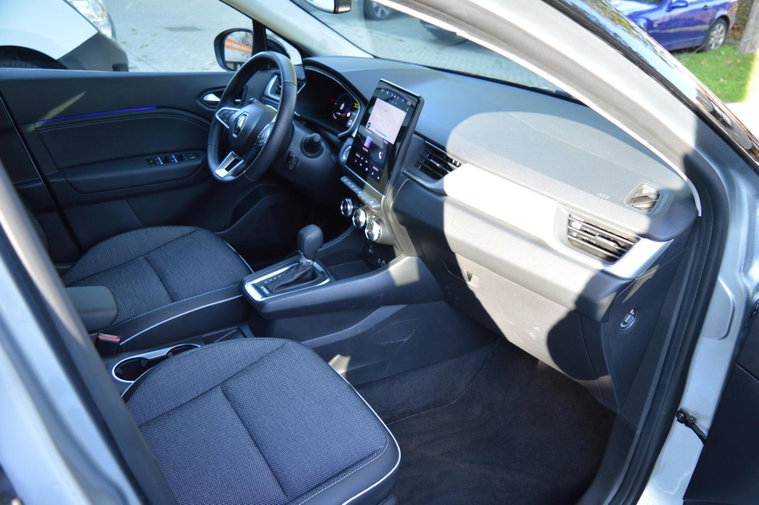 Vehicle Image 32