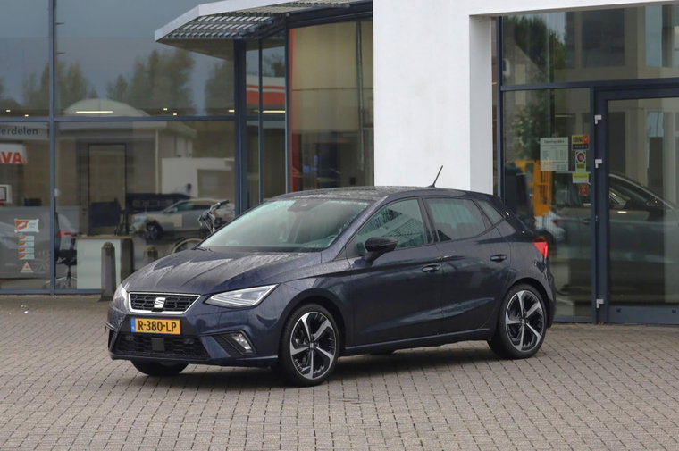 Vehicle Image 39