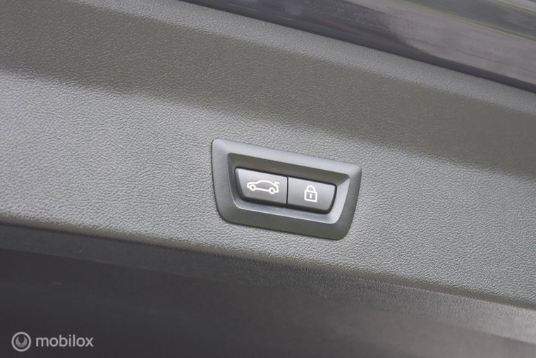 Vehicle Image 47
