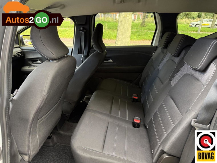 Vehicle Image 22