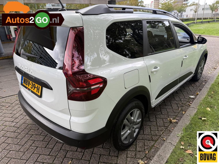 Vehicle Image 29