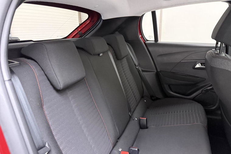 Vehicle Image 13