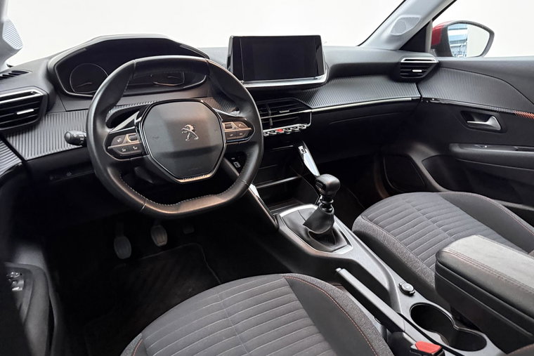 Vehicle Image 15