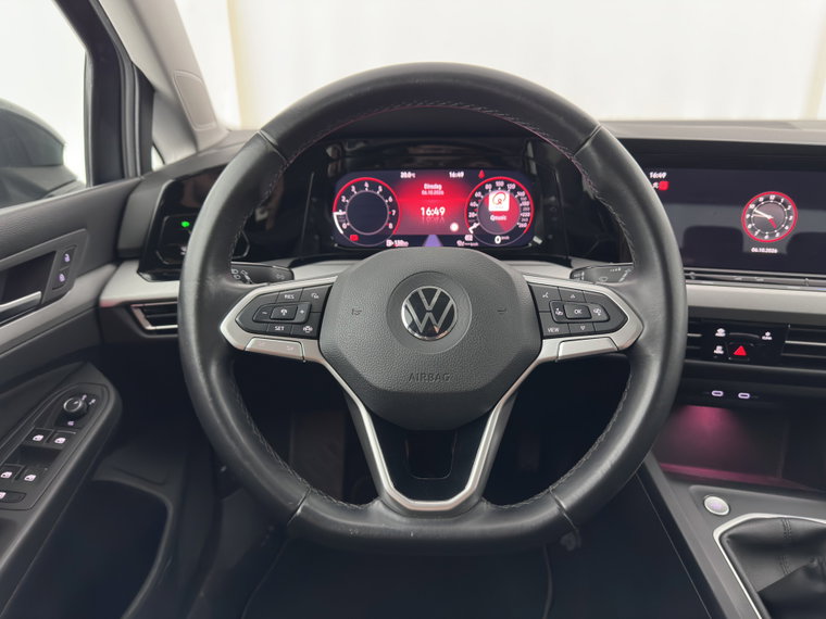 Vehicle Image 25