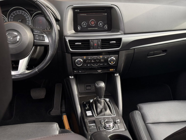 Vehicle Image 32