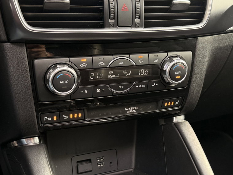 Vehicle Image 36
