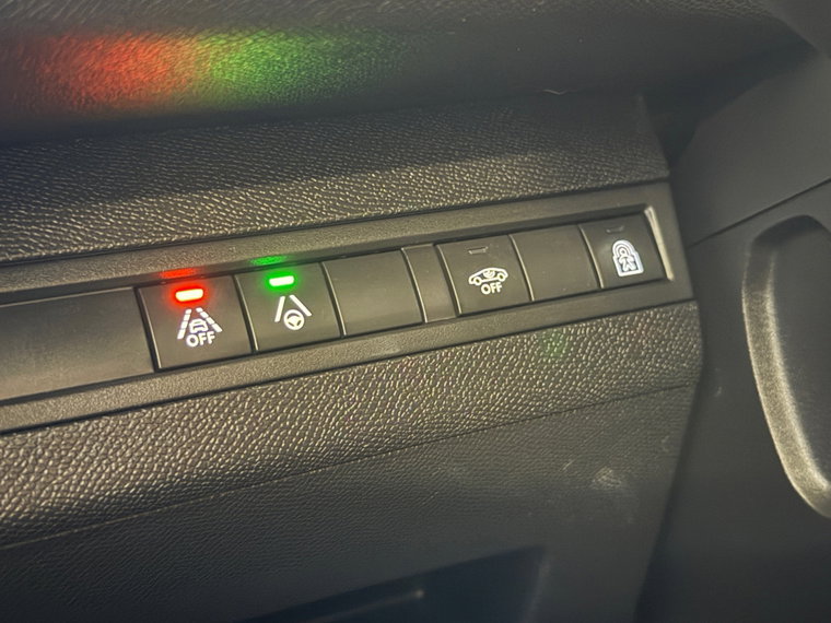 Vehicle Image 27