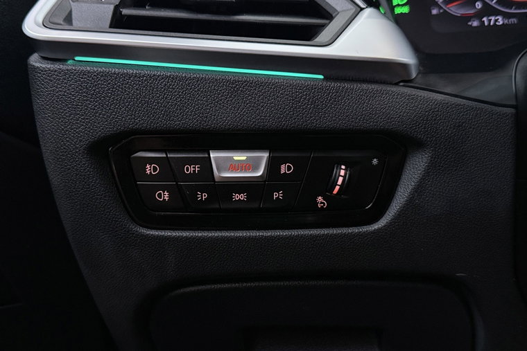 Vehicle Image 39