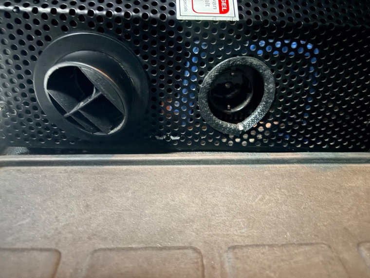 Vehicle Image 46
