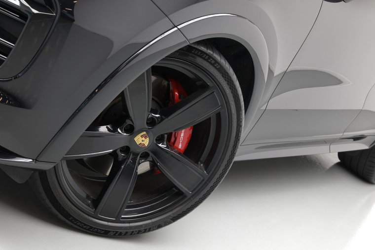 Vehicle Image 30