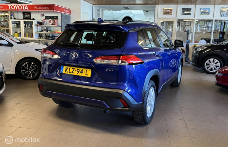 Vehicle Image 8