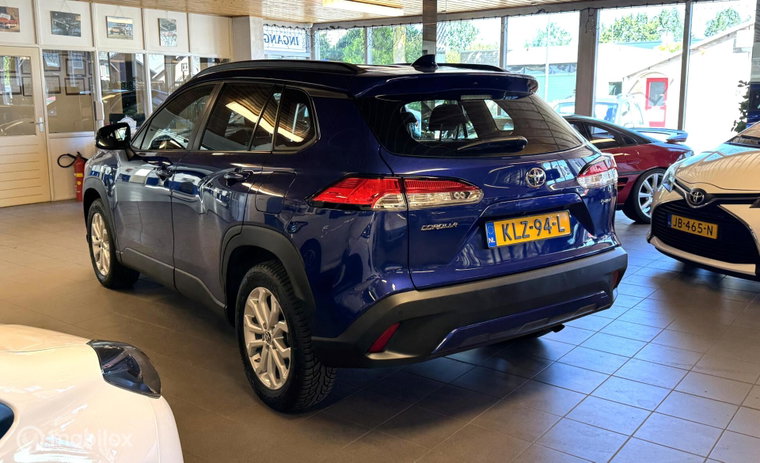 Vehicle Image 10