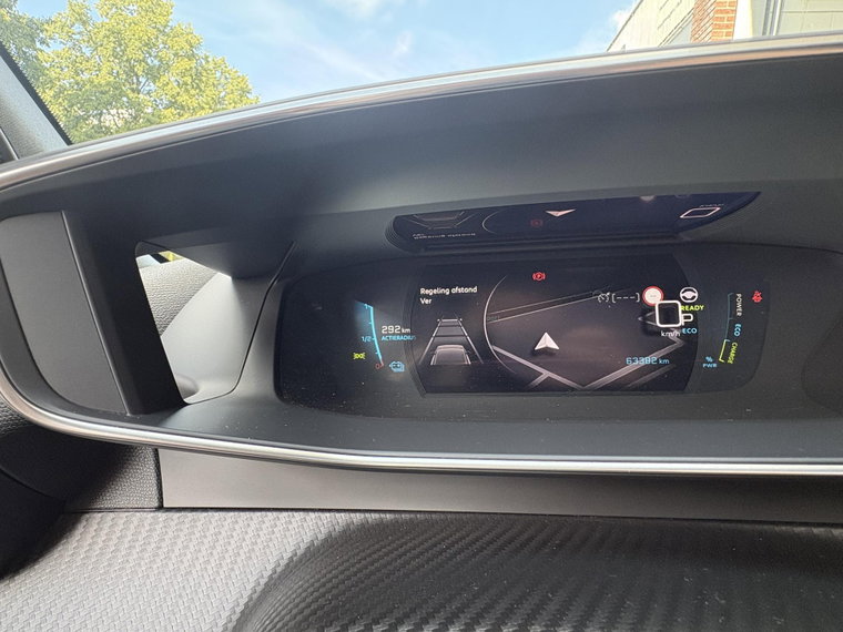 Vehicle Image 28