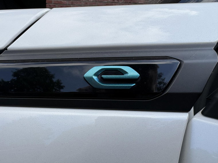 Vehicle Image 53