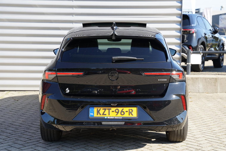 Vehicle Image 22
