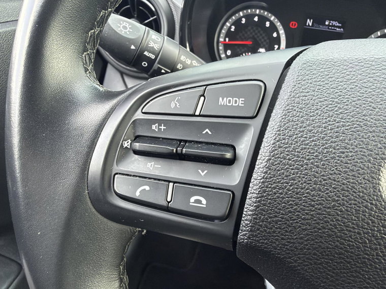 Vehicle Image 27