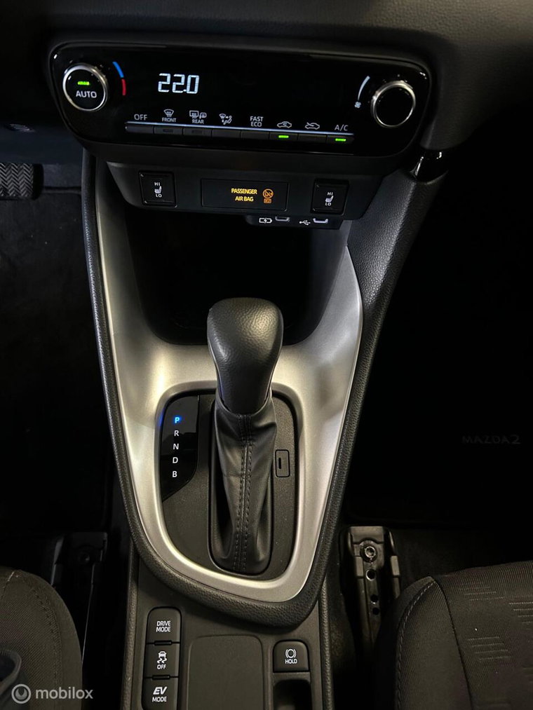 Vehicle Image 11