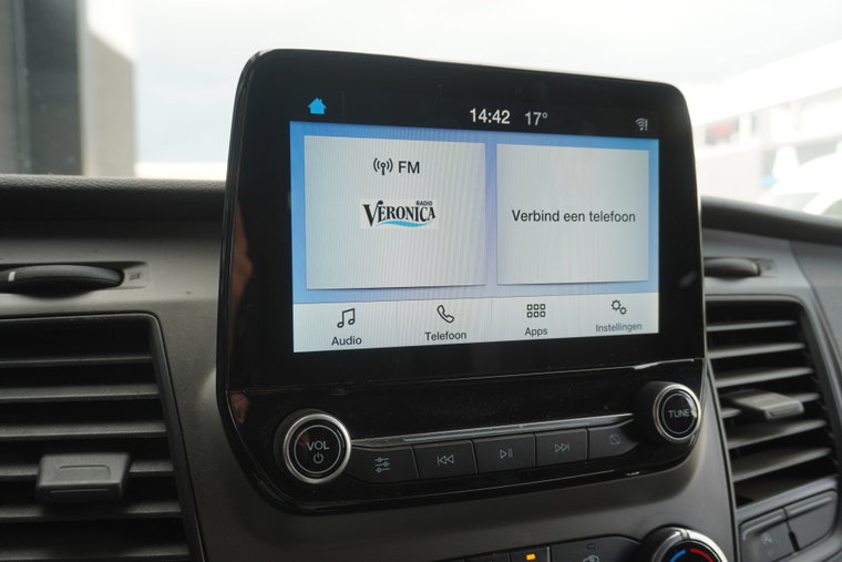 Vehicle Image 13