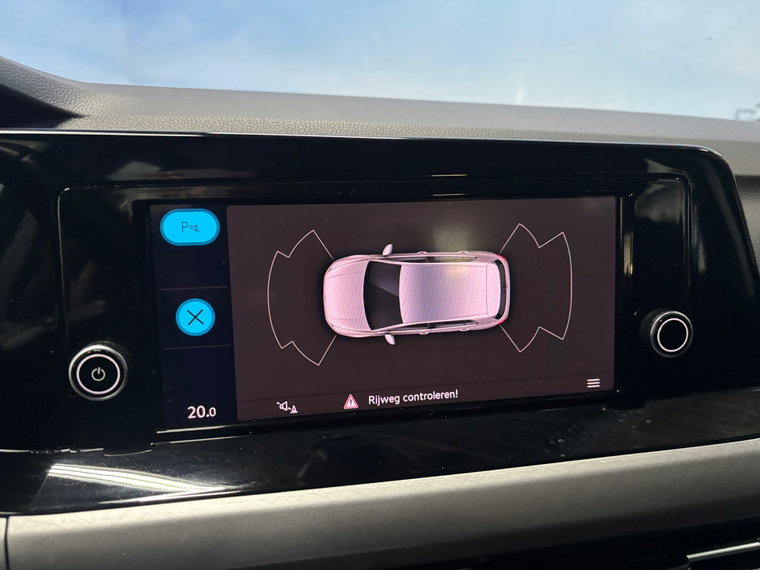Vehicle Image 21
