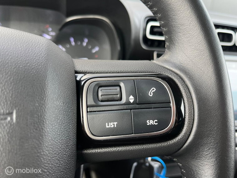 Vehicle Image 26