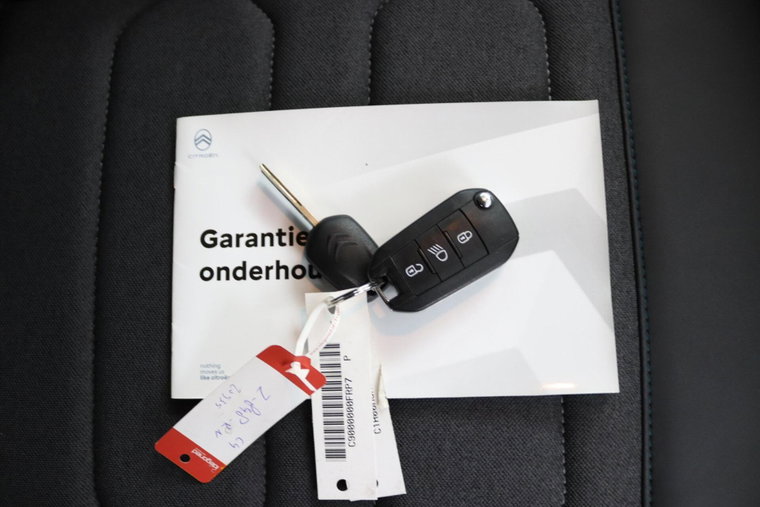 Vehicle Image 37