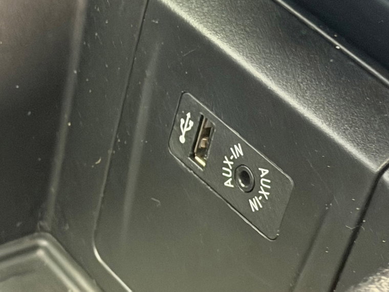 Vehicle Image 31