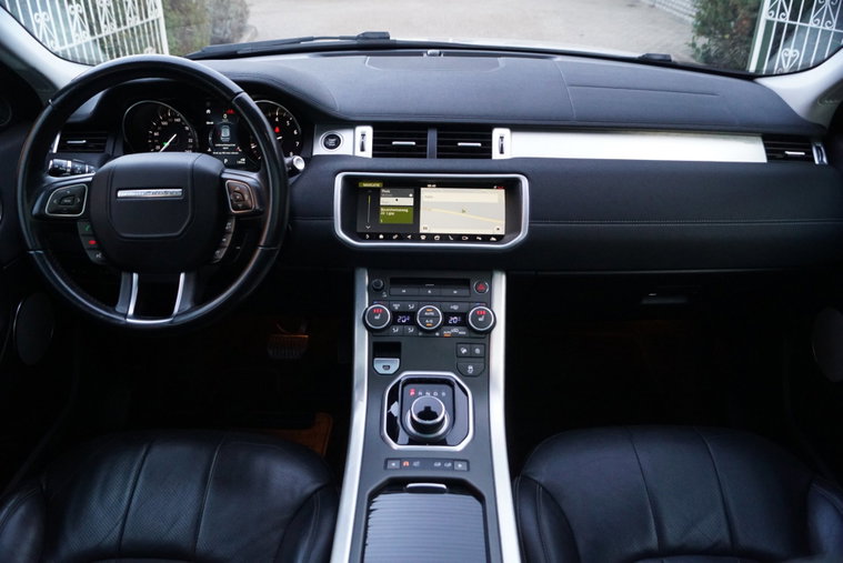 Vehicle Image 38